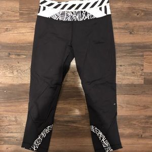 Lululemon Cropped Leggings